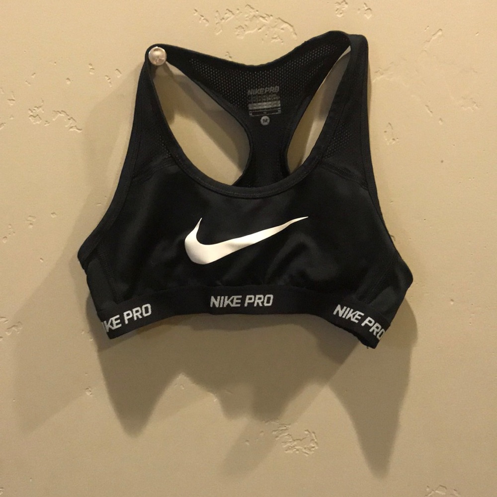 Sports bra